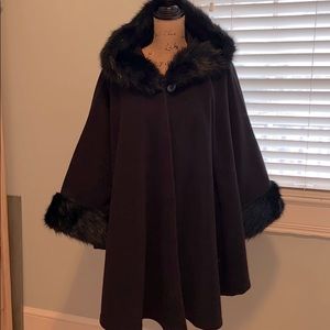 Black wrap with faux fur trim